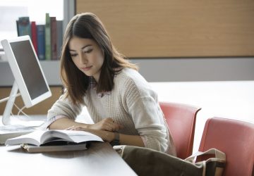 HỌC TIẾNG ANH: THÓI QUEN NHỎ CHO THÀNH CÔNG LỚN